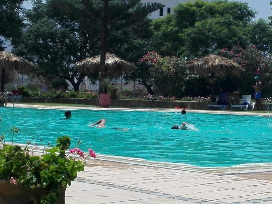 Magnifique Villa Duplex Au Bord De La Piscine Tétouan Exteriér fotografie